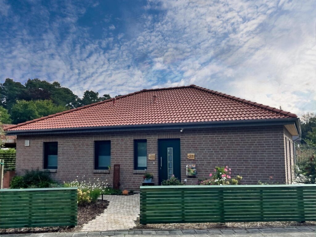 Neubauprojekte 1 Bungalow von vorne