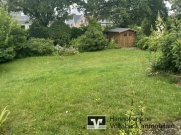 Blick in den Garten - Großburgwedel: Viel Platz für die Familie