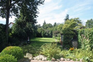 Bild - Sie lieben die Natur und einen großen sonnigen Garten? Schickes Einfamilienhaus in Großgoltern!