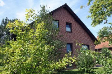 Bild - Sie lieben die Natur und einen großen sonnigen Garten? Schickes Einfamilienhaus in Großgoltern!