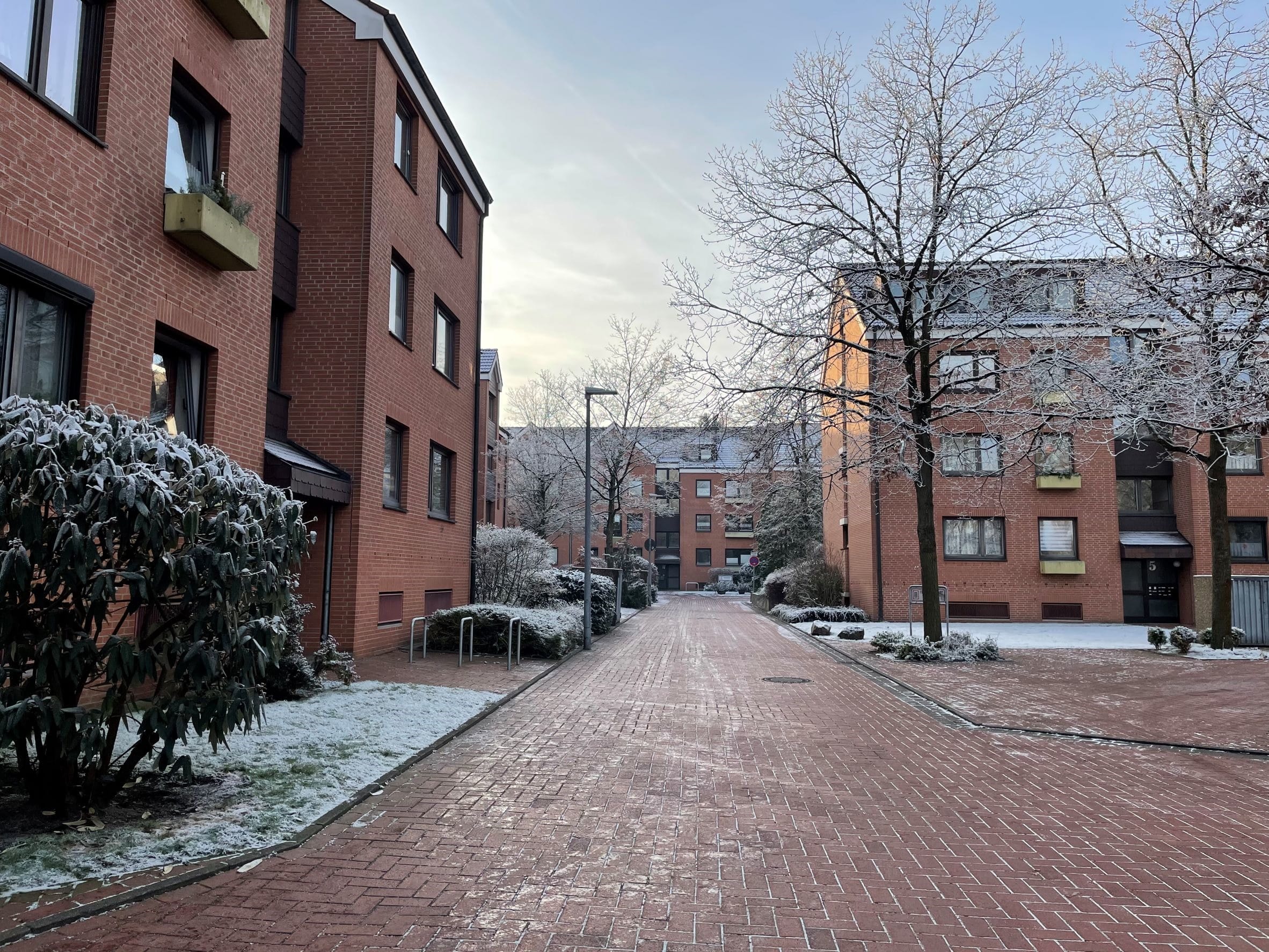 2-Zimmer-Mietwohnung mit Dachterrasse, 30625 Hannover, Dachgeschosswohnung