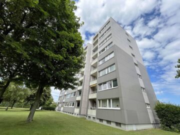 Für Selbstnutzer oder Kapitalanleger: 4-Zimmer-Eigentumswohnung mit viel Potential in Burgdorf, 31303 Burgdorf, Etagenwohnung