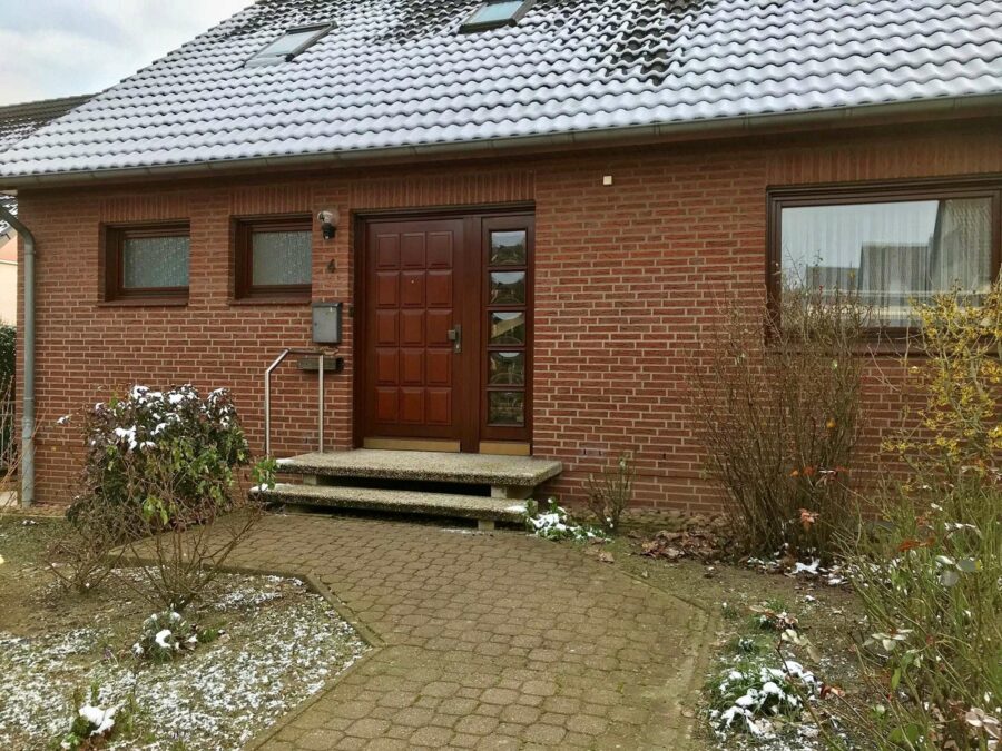 Sehr gepflegtes Einfamilienhaus auf einem sonnigen Eigentumsgrundstück in Wennigsen - 6063430