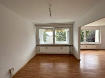 Esszimmer - Laatzen: Modernisierte 2,5-Zimmer-Wohnung mit Loggia