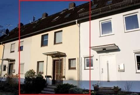 Celle-Neuenhäusen: Reihenmittelhaus mit Keller und Garage auf kleinem Grundstück, 29221 Celle, Reihenmittelhaus