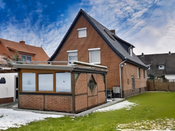 Sarstedt-Musikerviertel: Klinkerhaus mit Charme, 31157 Sarstedt, Einfamilienhaus