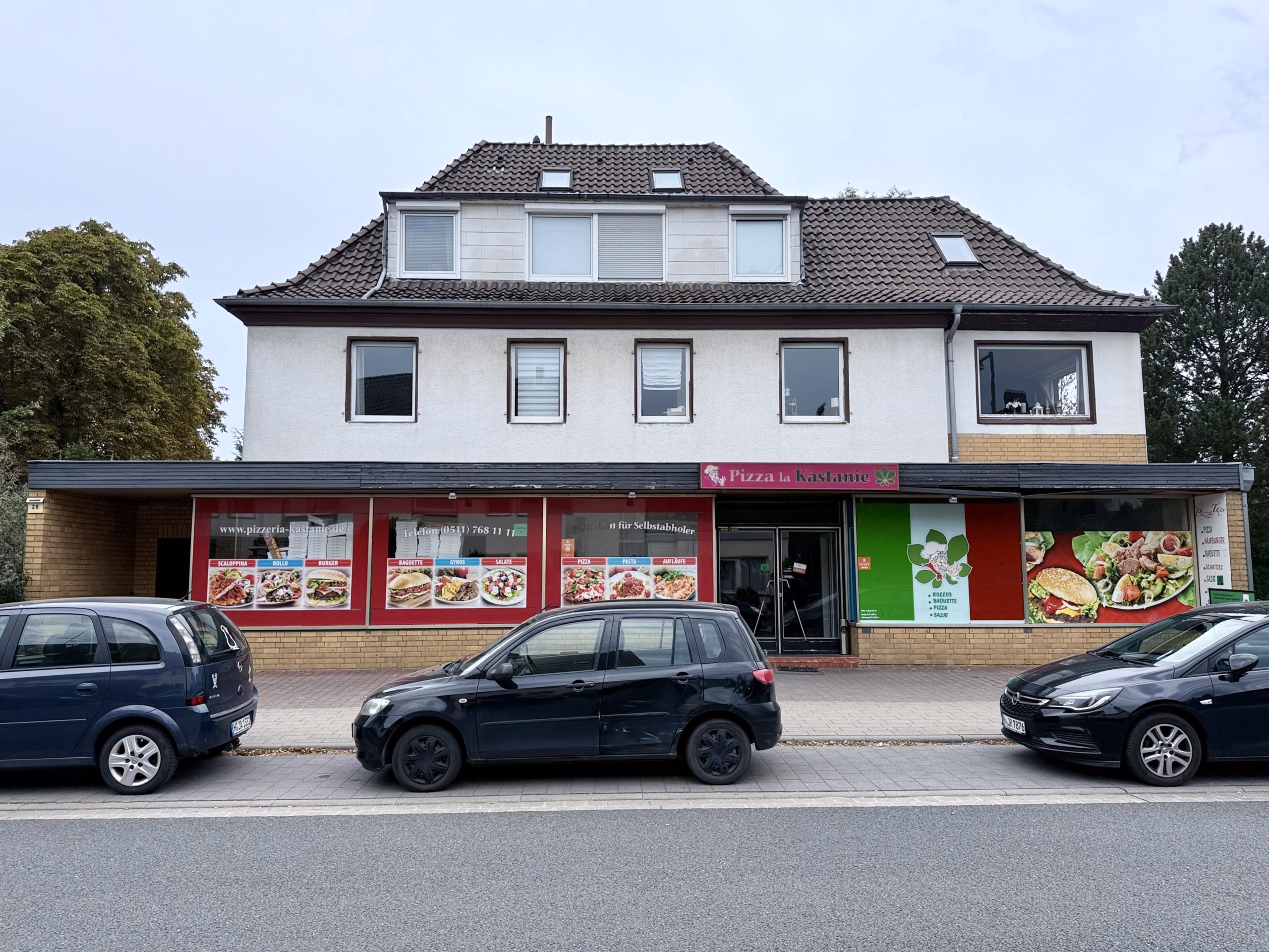 Direkt in Letter: Wohn- und Geschäftshaus mit 2 großen Wohnungen und einem Laden, 30926 Seelze, Mehrfamilienhaus