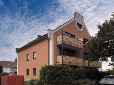 Sarstedt: 2-Zimmer-Wohnung im 1. OG mit Balkon und Garage, 31157 Sarstedt, Etagenwohnung