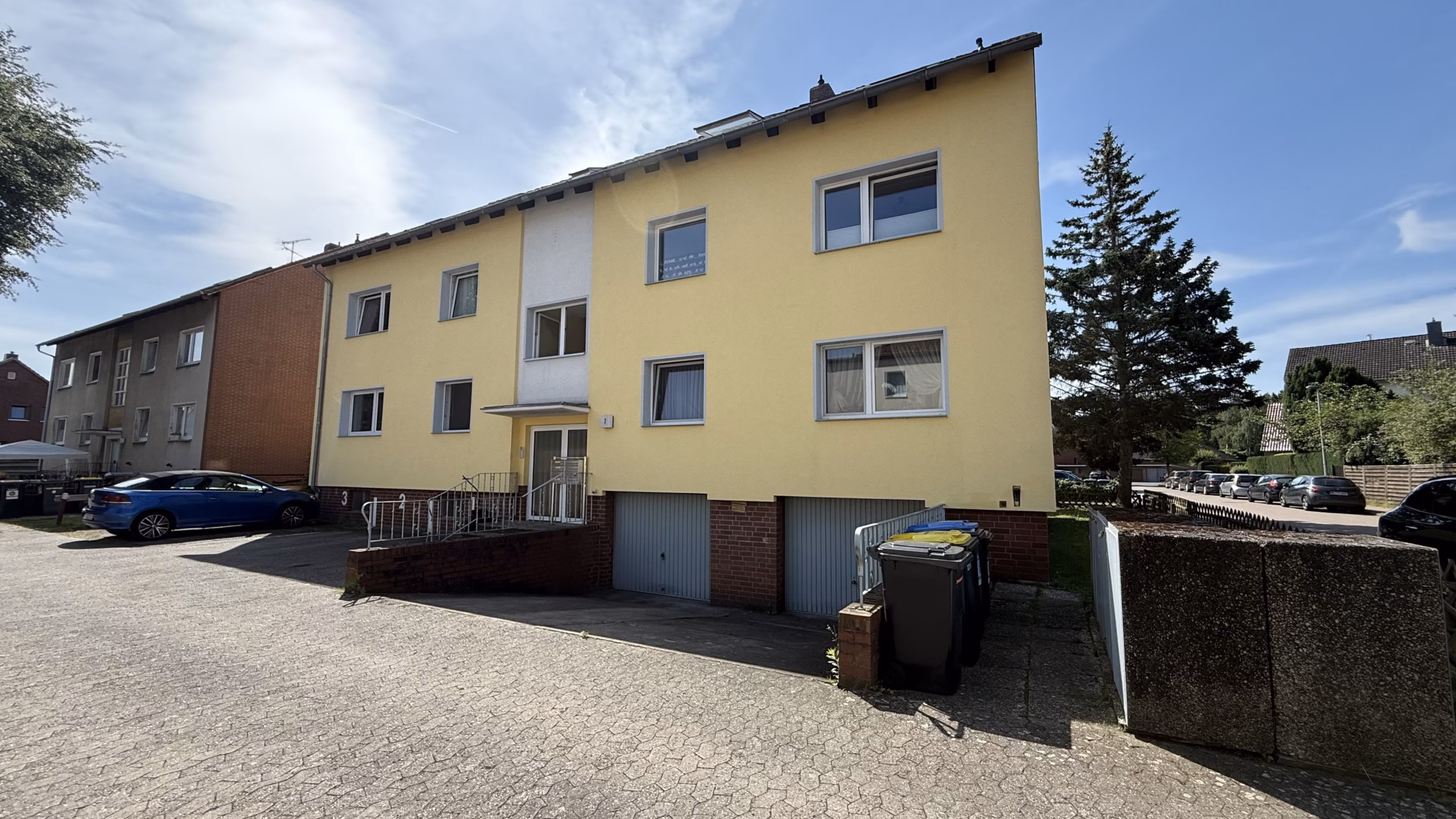 Energetisch saniertes und voll vermietetes 8-Familienhaus in guter Wohnlage in Garbsen – Altgarbsen, 30823 Garbsen, Mehrfamilienhaus