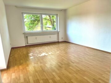 Wohnzimmer - Himmelsthür: 5-Zimmer-Eigentumswohnung im 1.OG