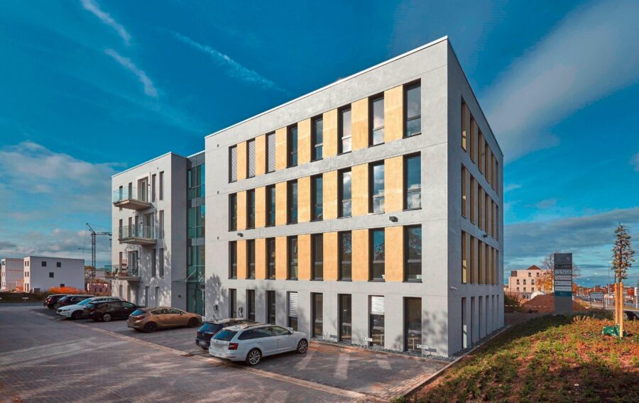 Neues Wohn- und Geschäftshaus aus 2020 1 Außenansicht - Neues Wohn- und Geschäftshaus aus 2020