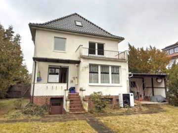 Hemmingen-Westerfeld: Kaffeemühlenhaus auf großem Grundstück, 30966 Hemmingen, Einfamilienhaus