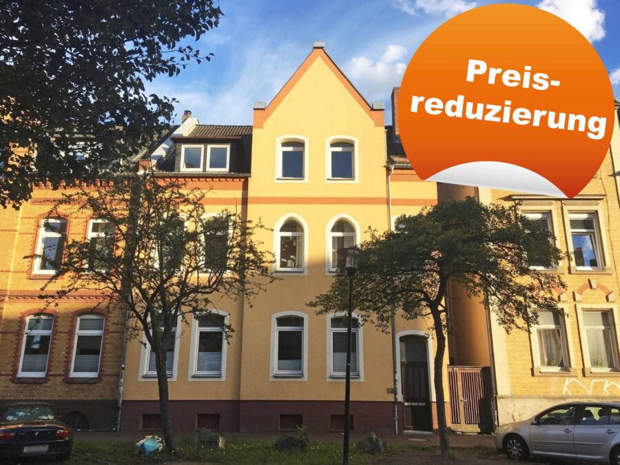 HI-Ost: Selbst einziehen und/oder vermieten- Gepflegtes Dreifamilienhaus mit schönem Garten 1 Außenansicht - HI-Ost: Selbst einziehen und/oder vermieten- Gepflegtes Dreifamilienhaus mit schönem Garten