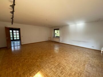Wohneinblick - Renovierungsbedürftiges Ein- bis Zweifamilienhaus für die große Familie