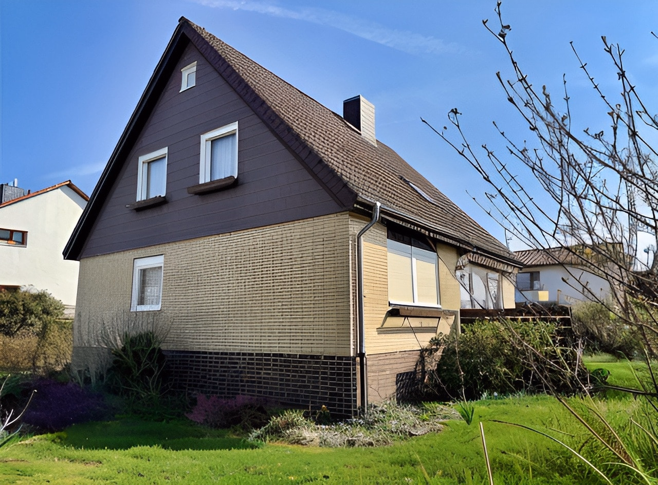 Verklinkertes 2-FH in Fertigbauweise mit Vollkeller auf tollem Grundstück in ruhiger Lage in Velber, 30926 Seelze, Zweifamilienhaus