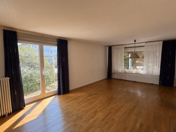 Das Wohnzimmer - Charmante Doppelhaushälfte mit großem Grundstück