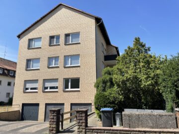 Burgdorf: Gepflegtes Mehrfamilienhaus in beliebter Vermietungslage - Vordereseite des Hauses