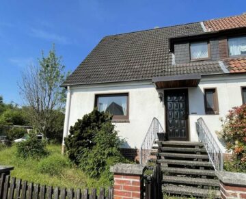 Außenansicht - Doppelhaushälfte mit Keller in Misburg