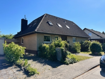 Attraktives 2-Familienhaus in einer tollen Lage, 30539 Hannover, Zweifamilienhaus