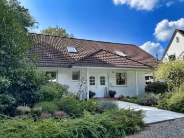 Aussenansichten - Celle – Groß Hehlen: Ihr Familien-Wohlfühlhaus