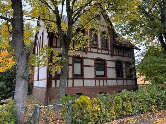 Ein- bis Zweifamilienhaus – Erdgeschoss vermietet, 30539 Hannover, Zweifamilienhaus