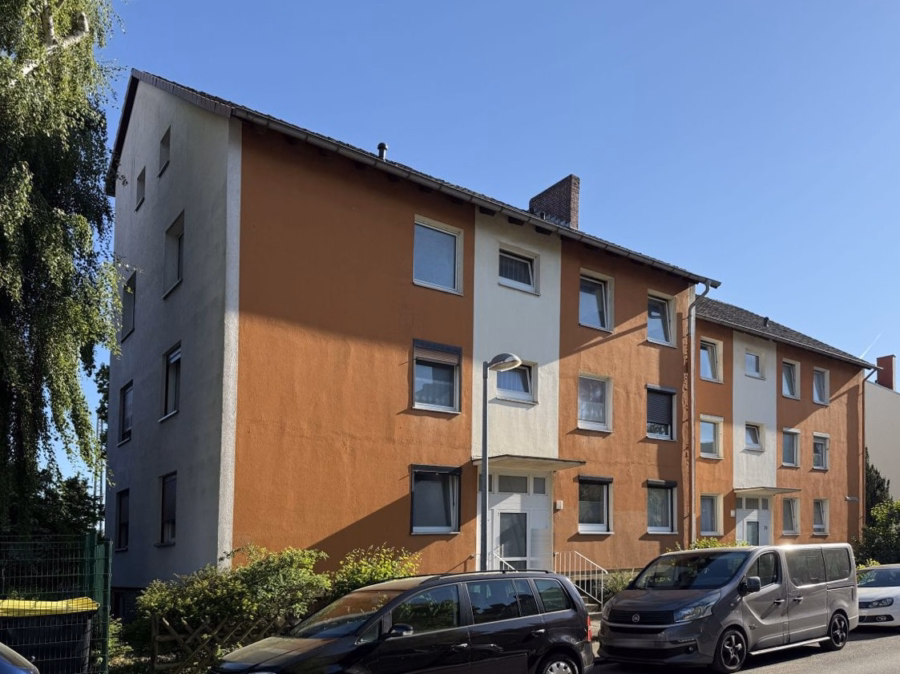 Außenansicht - Seelze: Vermietete 2-Zimmer-Wohnung mit Balkon