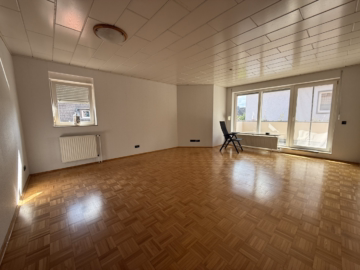 Wohnen - Schöne 3-Zimmer-ETW mit Loggia in Vinnhorst