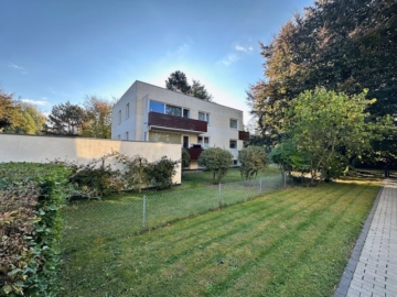 Hausansicht - Zwangsversteigerung prov.-frei: Eigentumswohnung in Kirchrode