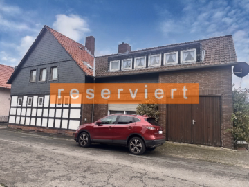 Söhlde-Bettrum: Sanierungsbedürftiges Einfamilienhaus mit Einliegerwohnung, 31185 Söhlde, Einfamilienhaus