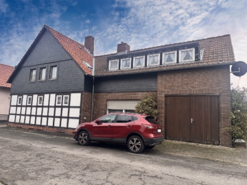 Söhlde-Bettrum: Sanierungsbedürftiges Einfamilienhaus mit Einliegerwohnung, 31185 Söhlde, Einfamilienhaus