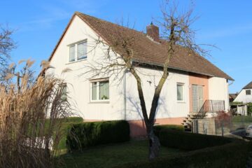 Großzügiges Einfamilienhaus mit Vollkeller in Osterwald u. E. - Die Eingangseite