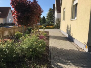 7865020 - Celle – Hehlentor: Kleines Einfamilienhaus mit ELW auf schönem Grundstück