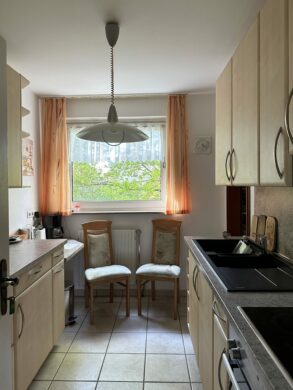 Laatzen: Geräumige 3-Zimmer-Wohnung mit Loggia - Küche