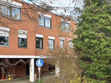 Ansicht - Hildesheim-Neuhof: Split-Level-Reihenhaus