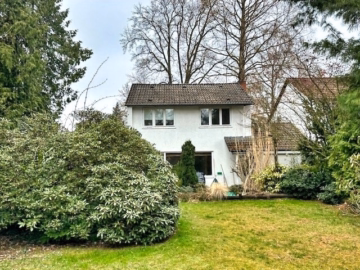 Hausansicht - Attraktives, modernisierungsbedürftiges Reihenendhaus in Bestlage!