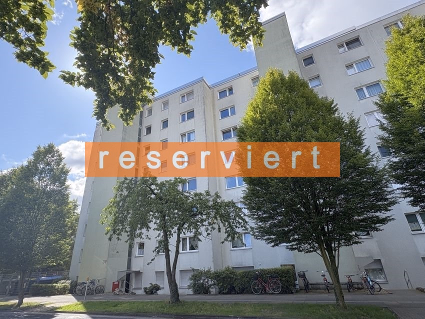Vorderseite - Burgdorf/Südstadt: Sanierungsbedürftige 2-Zimmer-Wohnung