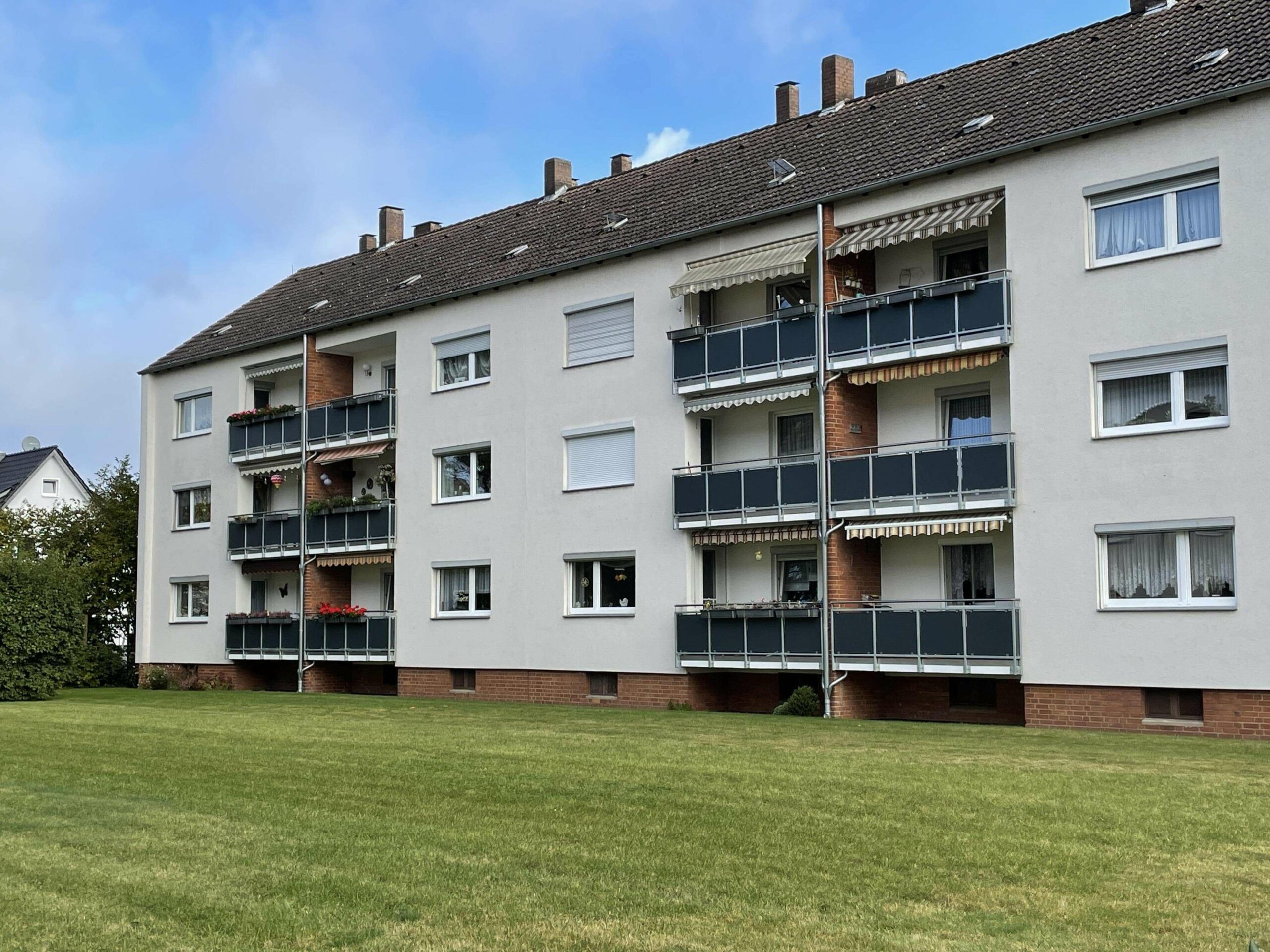 Schicke 3-Zi.-ETW mit Balkon im Hochparterre einer gepflegten Wohnanlage in Havelse, 30823 Garbsen, Erdgeschosswohnung