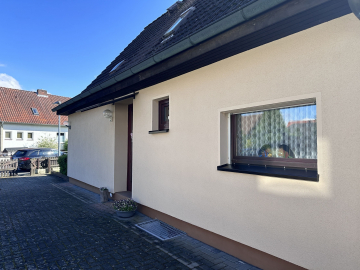 Burgdorf/Südstadt: Sehr gepflegtes Einfamilienhaus in herrlicher Lage - Eingangsbereich