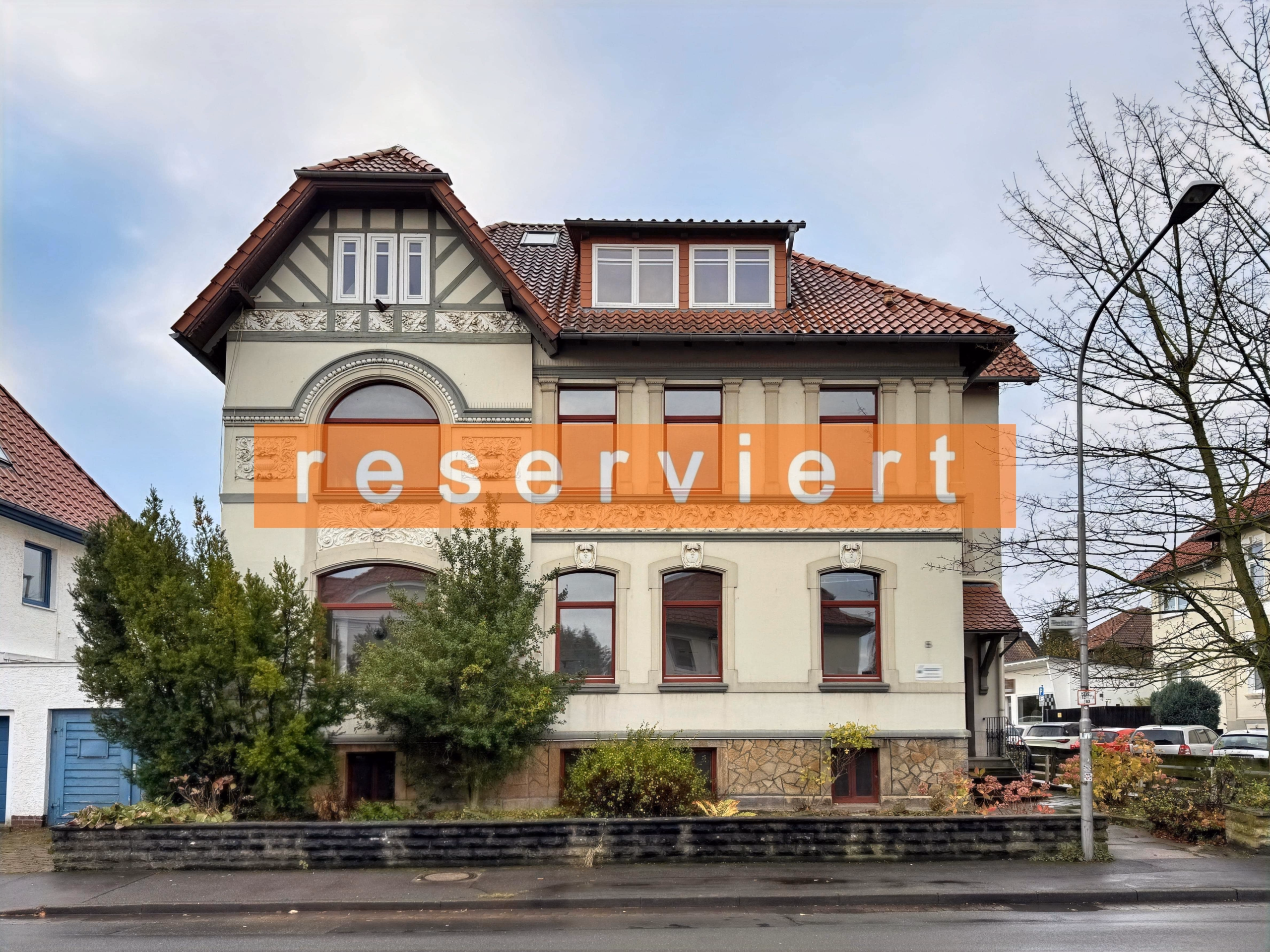 Charmante Altbauwohnung in Bahnhofsnähe, 30890 Barsinghausen, Dachgeschosswohnung
