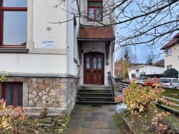 Eingangsbereich - Charmante Altbauwohnung in Bahnhofsnähe