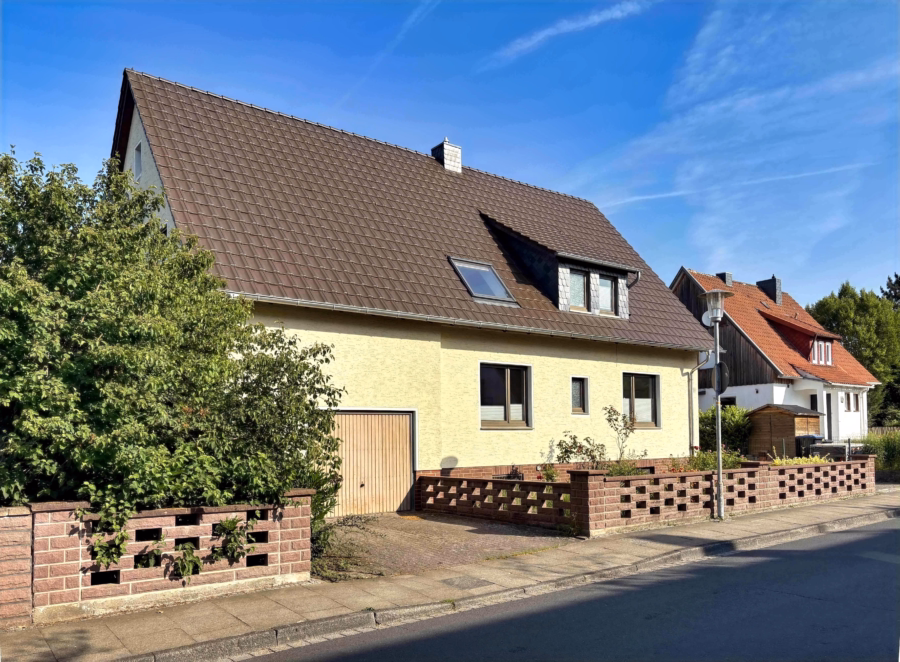 Burgdorf Weststadt: Modernisiertes Ein- oder Zweifamilienhaus zum wohlfühlen 1 Ansicht - Burgdorf Weststadt: Modernisiertes Ein- oder Zweifamilienhaus zum wohlfühlen