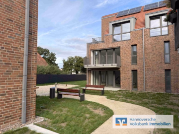70-4500P-09-25-12 - Wohnhöfe Eiermarkt: Neubau Eigentumswohnungen im Kern von Großburgwedel