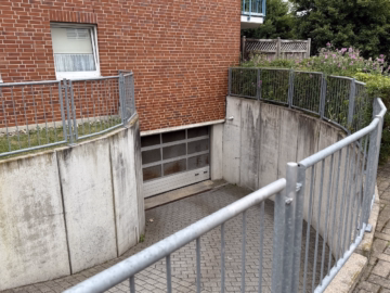 Tiefgarage - Hi.-Ochtersum: Individuelle Maisonette-Wohnung