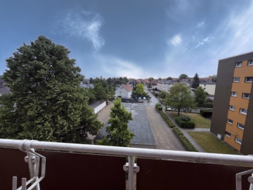Ausblick vom Balkon - 2-Zi.-Eigentumswohnung mit Balkon und Weitsicht in ruhiger und zentraler Wohnlage von Letter