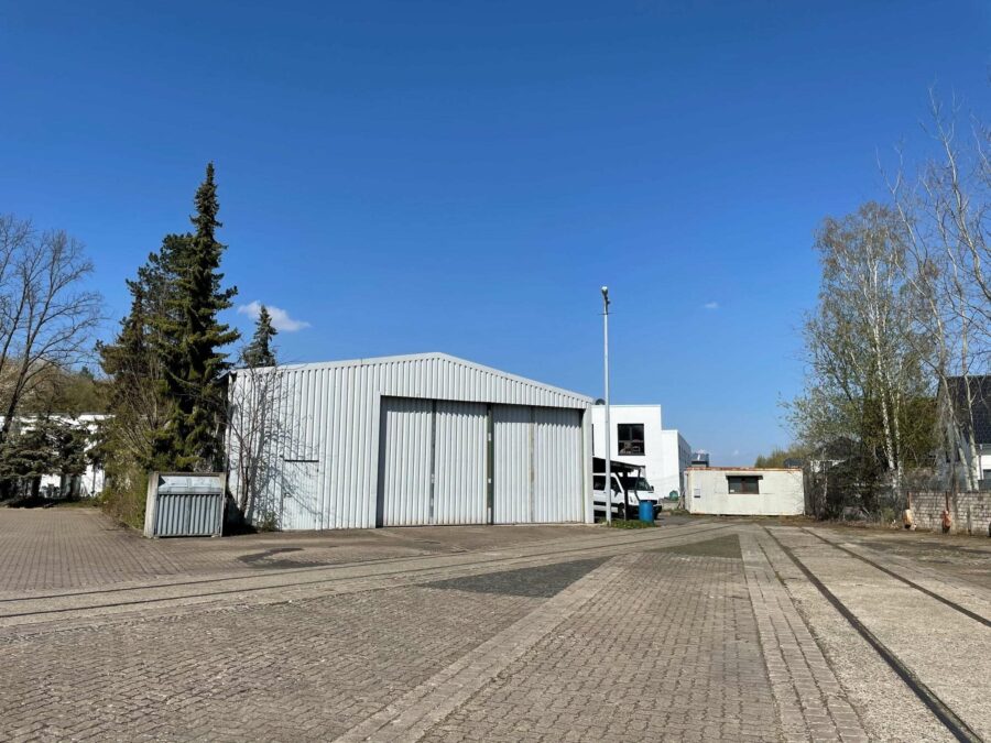 Lagerhalle in Empelde 1 11551260 - Lagerhalle in Empelde