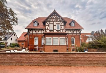 Haupthaus - Resthofstelle mit 3 WE in zentraler u. ruhiger Lage in Harenberg