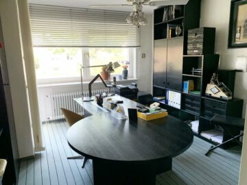 Büro im 1.OG - Teilmodernisiertes Reihenhaus in Groß-Buchholz