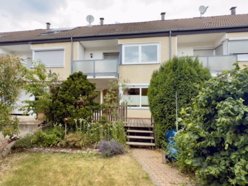 Ansicht von hinten - Solides Reihenmittelhaus mit Keller und Garage in ruhiger Kernlage der Stadt Seelze