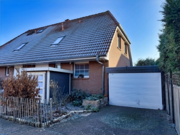 Sehr gepflegte Doppelhaushälfte mit Garage, 30826 Garbsen, Doppelhaushälfte