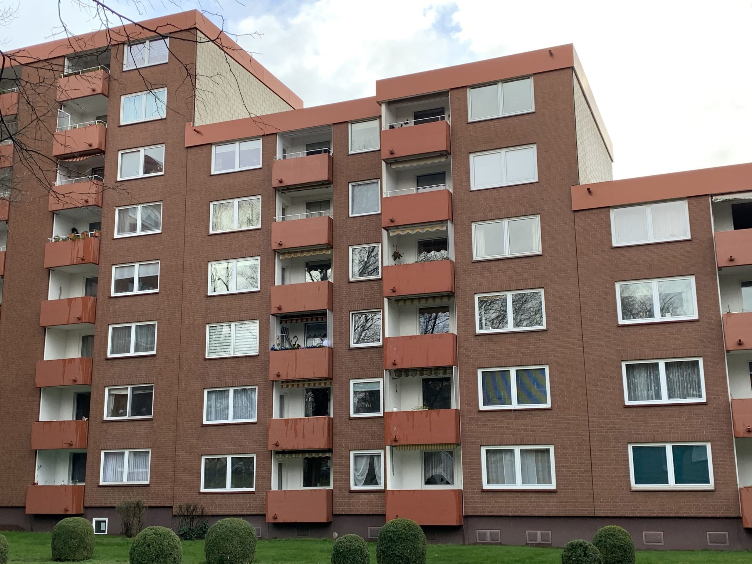Helle Wohnung mit herrlichem Blick ins Grüne, 30455 Hannover, Etagenwohnung